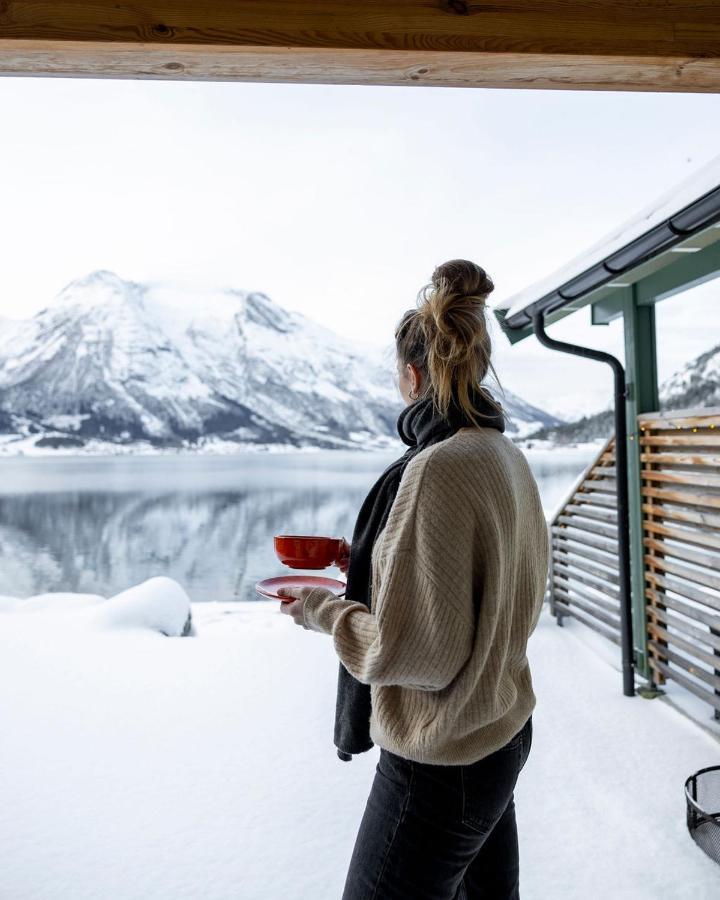 Vollsnes Feriehus Villa Hjelle Bagian luar foto