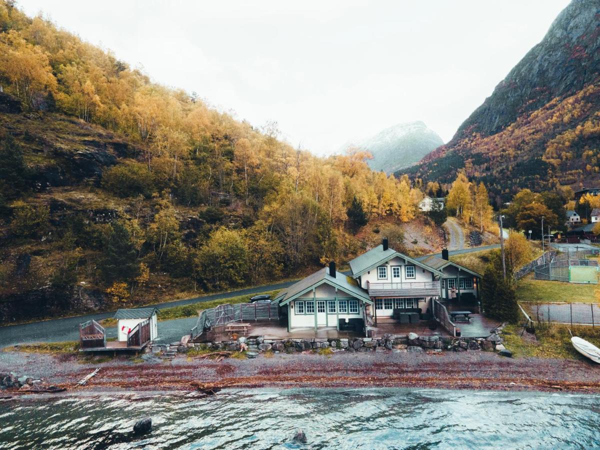 Vollsnes Feriehus Villa Hjelle Bagian luar foto