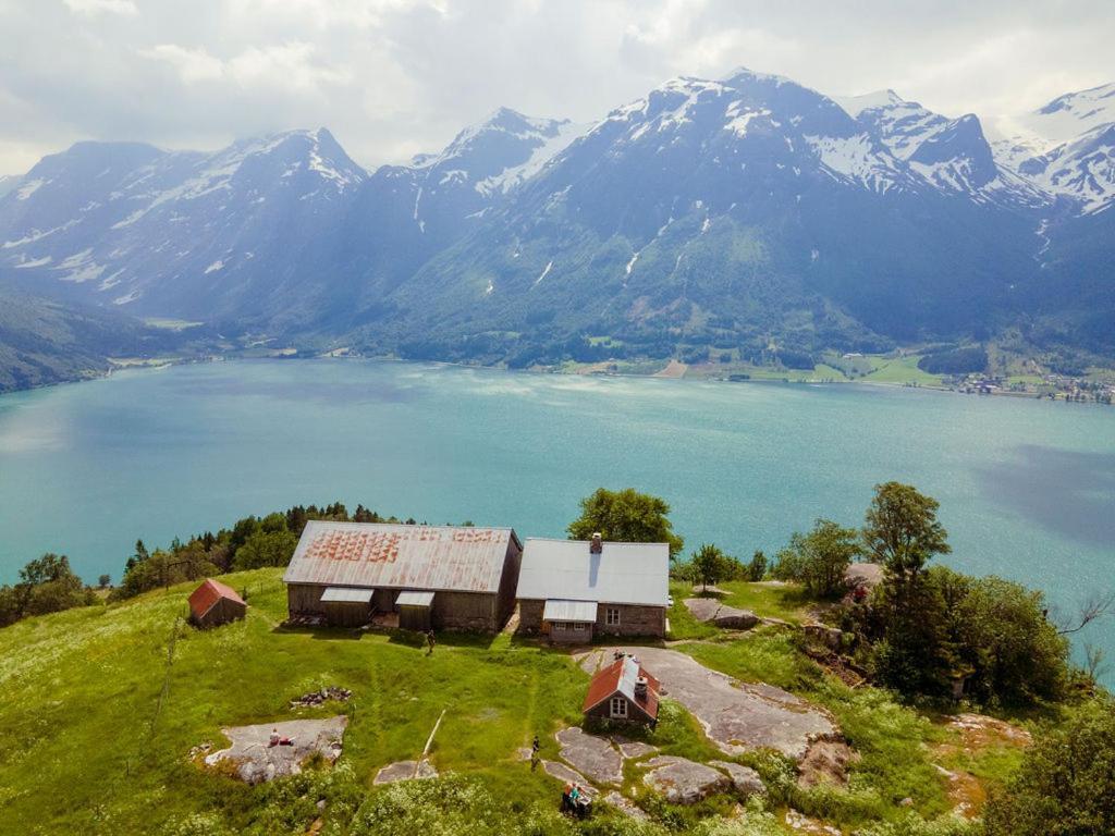 Vollsnes Feriehus Villa Hjelle Bagian luar foto